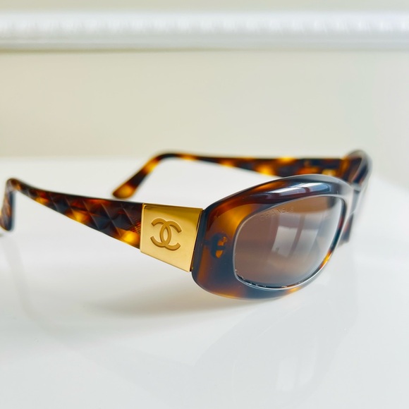 LIKE NEW π€ RARE CHANEL tortoise gold sunglasses 5014 - Picture 1 of 14
